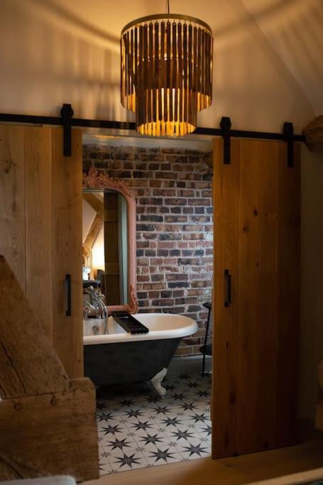 Apartamento The Cart House - Beautiful Contemporary Barn - Hot Tub Bridgnorth Exterior foto